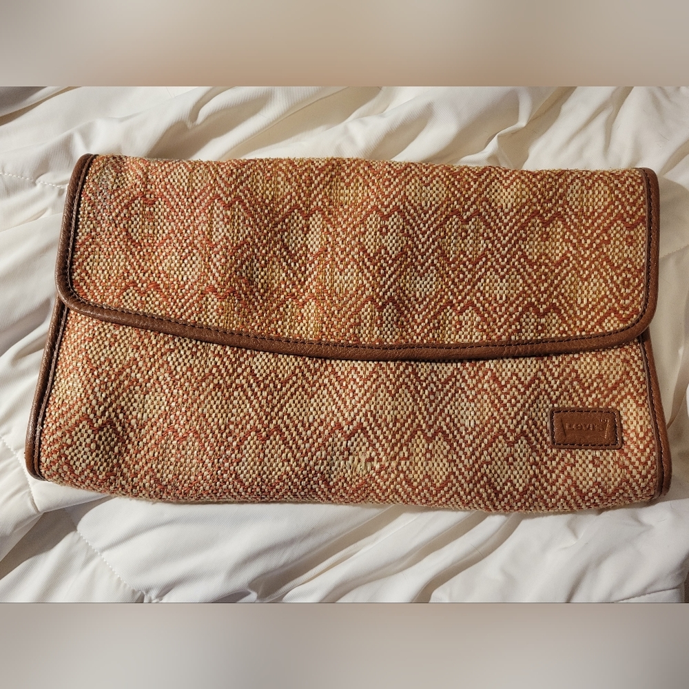 Levi's woven bag with removable strap